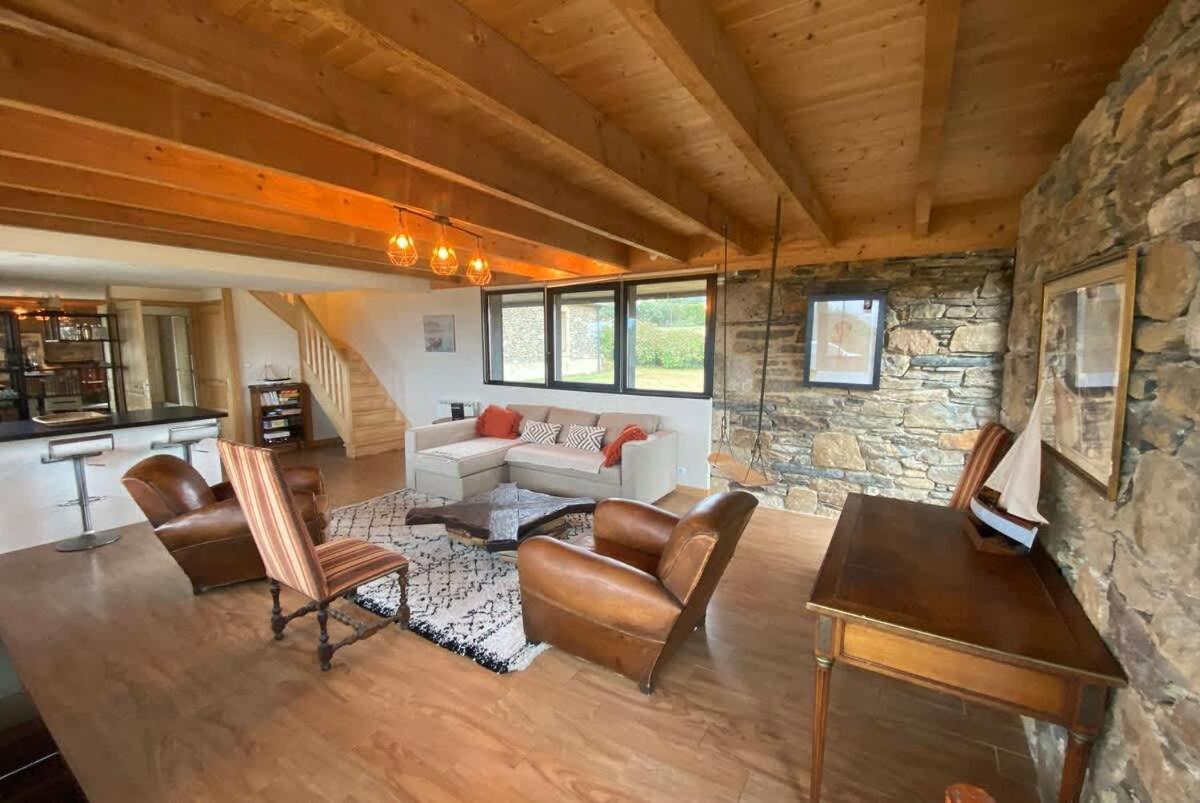 Large Farmhouse With Garden And Sea View For 8 People Locquenole 外观 照片