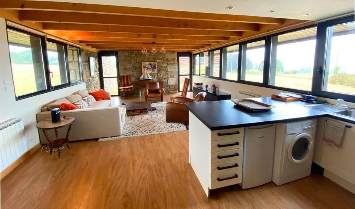 Large Farmhouse With Garden And Sea View For 8 People Locquenole 外观 照片